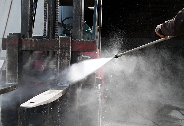 Playground Equipment Cleaning in Aromas, CA